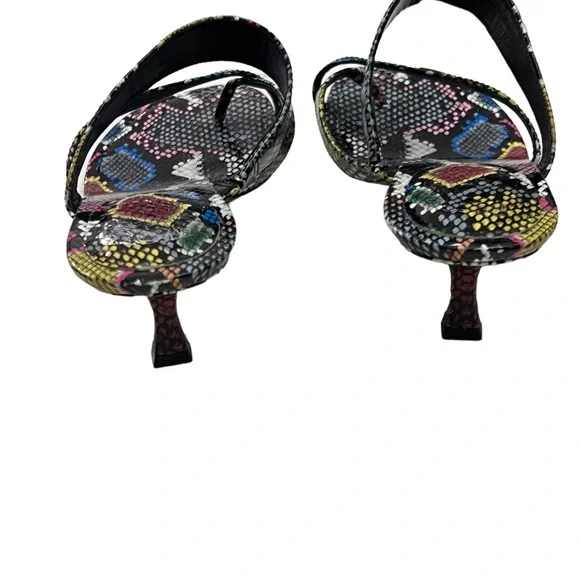 Vince Camuto Leather Sandals Low Heels Multi NWOT SB11 - Picture 2 of 7